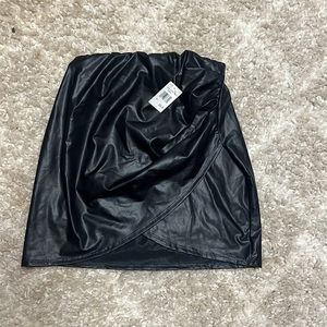 LEATHER ME DOWN SKIRT